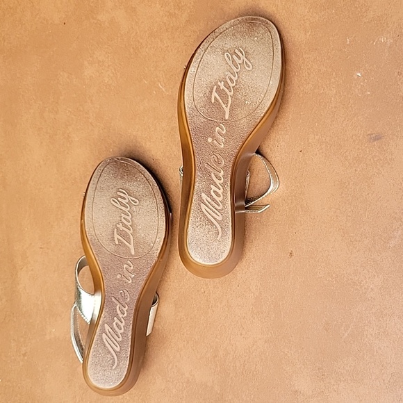 Ladies Size 8.5 Italian Shoemakers wedge sandel shoes - Picture 5 of 12